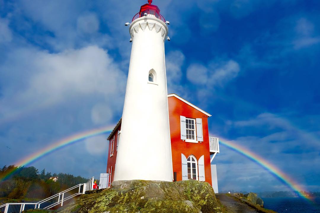 羅德丘堡和弗斯嘉燈塔國家歷史公園 Fort Rodd Hill and Fisgard Lighthouse National Historic Site